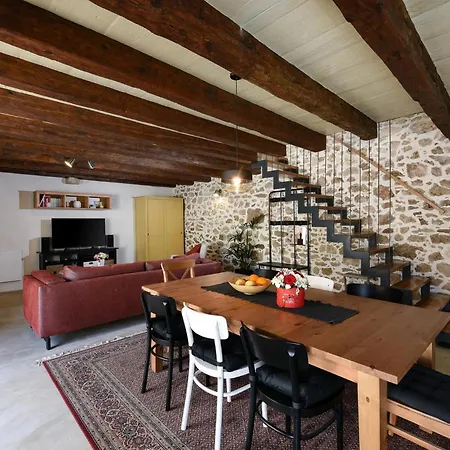 Dvori Holiday home
