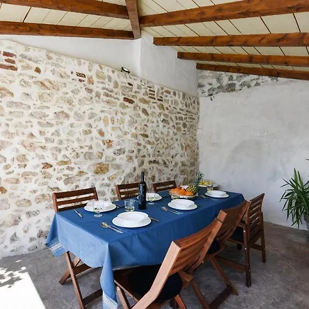 Hébergement de vacances Dvori