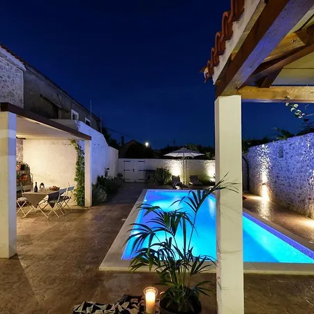 Hébergement de vacances Dvori *