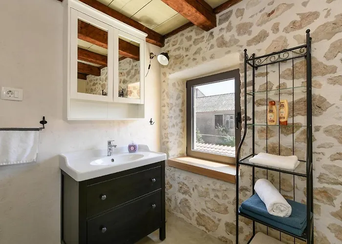 Дом отдыха Dvori Нин